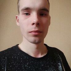 Юлиан, 22, Трубчевск