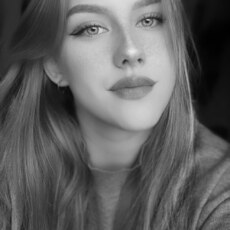 Аня, 21, Молодогвардейск