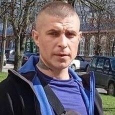 Денис, 31, Горно-Алтайск