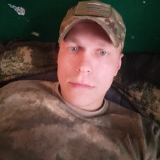 Нестор, 31, Короча
