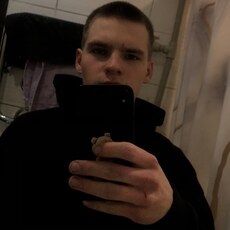 Арсений, 19, Фокино (Брянская область)