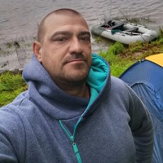 Родион, 42, Покровск