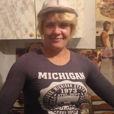 Лариса, 43, Гусь-Хрустальный