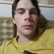 Владислав, 30, Канск
