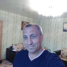 Вадим, 55, Павловск