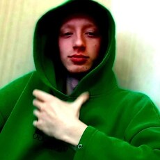 Артёмий, 20, Петровск