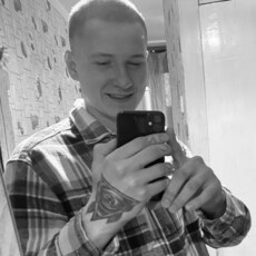 Виталий, 29, Алупка