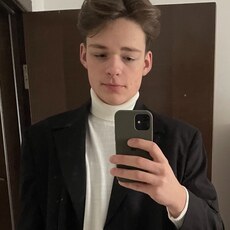 Платон, 18, Коркино