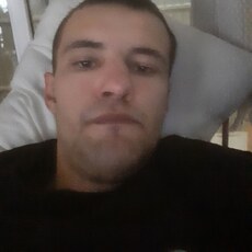 Лёша, 32, Белоозёрский