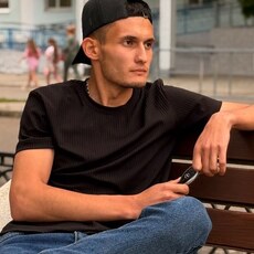 Лёня, 25, Североморск
