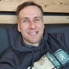 Максим, 36, Светлодарск