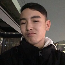 Анатолий, 19, Тверь