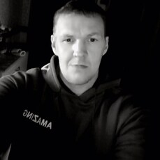 Радомир, 38, Кедровый