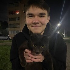 Гриша, 19, Зея