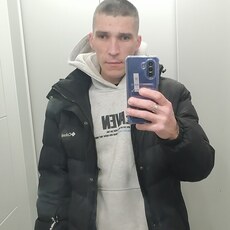 Петя, 38, Осинники