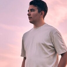Оскар, 25, Токмак