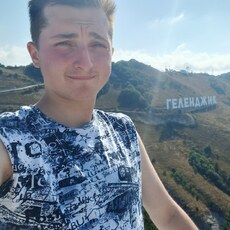 Аркадий, 20, Аткарск