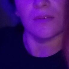 Яна, 39, Новогродовка