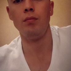 Нестор, 28, Кызыл
