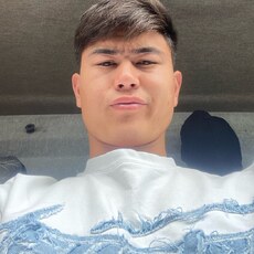 Вадик, 22, Красавино
