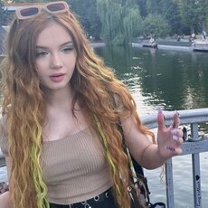 Оля, 27, Благовещенск (Амурская область)