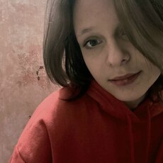 Лена, 20, Суджа