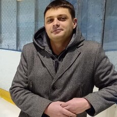 Толя, 29, Урай