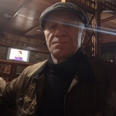 Ян, 52, Сурск