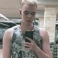 Борис, 21, Стародуб