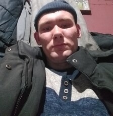 Валентин, 22, Аксай