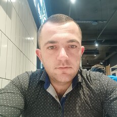 Афанасий, 28, Ровеньки