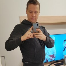 Адриан, 37, Ждановка