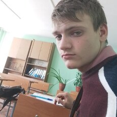 Прокопий, 19, Макарьев