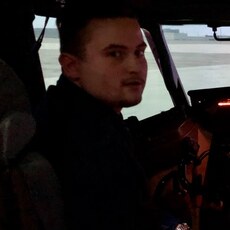 Степан, 23, Александровск (ЛНР)