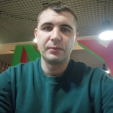 Гавриил, 31, Осташков