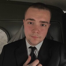 Борис, 21, Березники