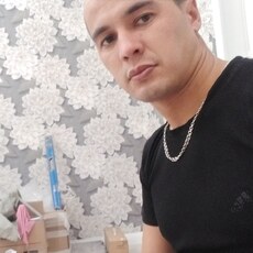 Вячеслав, 32, Чекалин