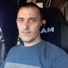 Валерий, 40, Волосово