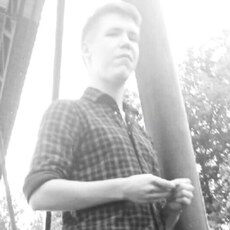 Ден, 23, Углегорск (Сахалинская область)