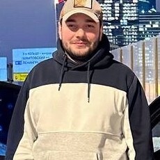 Адам, 28, Починок
