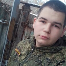 Ринат, 20, Иланский