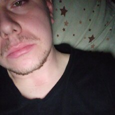 Владлен, 25, Калач-на-Дону