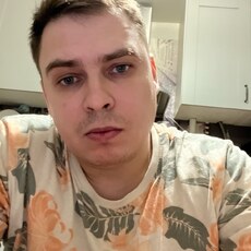 Роман, 32, Павловск