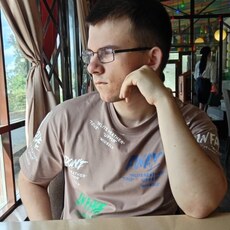 Витя, 23, Любань