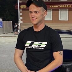 Дима, 27, Дмитровск