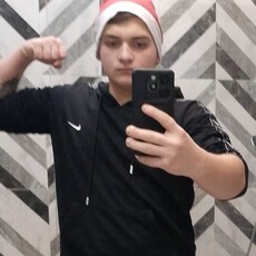 Трофим, 20, Зубцов