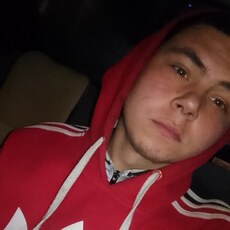 Макс, 24, Комсомольск-на-Амуре