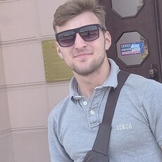 Платон, 26, Ленинск