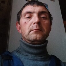 Илья, 44, Белово