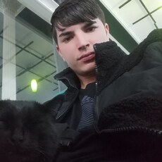 Родион, 22, Алупка
